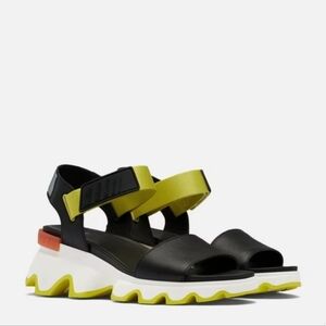 NEW Sorel Kinetic Sandals Size 7.5 Black Green White Sports Sandal